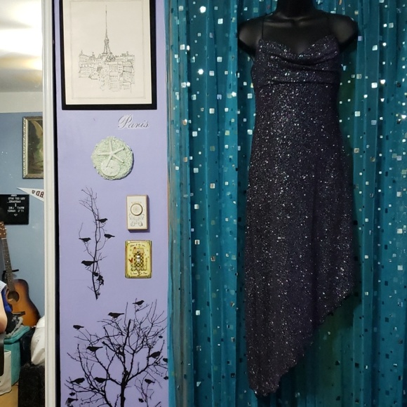 Be Smart Dresses & Skirts - Be Smart Sparkly Asymmetrical dress